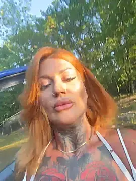 Stripchat Adult Webcam of krysstal003