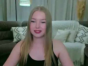 Stripchat Live Sex Cam of shy__lady