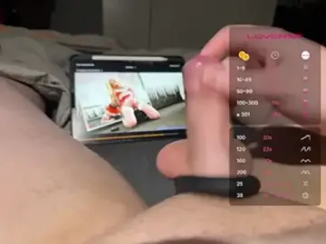 Stripchat Live Sex Cam of theboy02