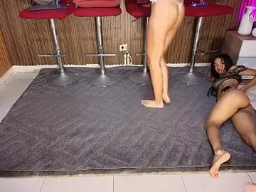 Stripchat Free Live Porn of canelasquirt