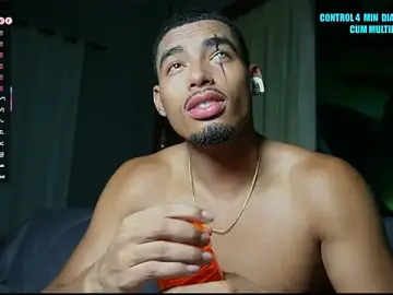 Stripchat Live Sex Cam of LiamByrne