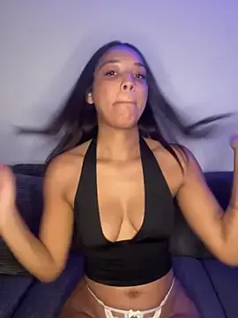 Stripchat Free Porn Cam of Lysandrablaze