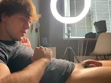 Stripchat Nude Webcam of niko_bigdick