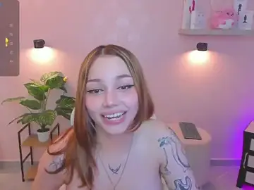 Stripchat Best Webcam of LITTLE-VIVI