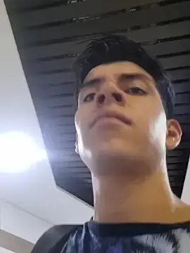 Stripchat Nude Webcam of ZaneHoward