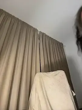 Stripchat Nude Webcam of KimArts
