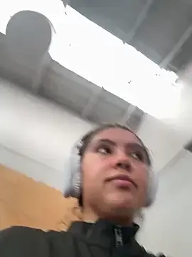 Stripchat Live Sex Cam of Nathcurly_