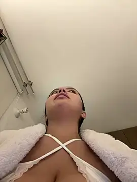 Stripchat Live Sex Cam of Nathcurly_