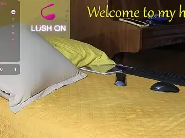 Stripchat Free Porn Cam of lattediyak