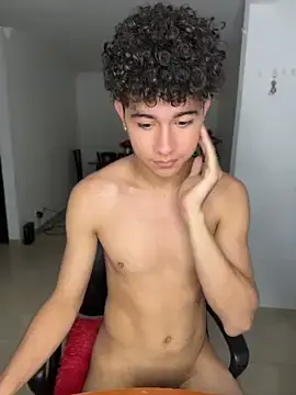 Stripchat Best Webcam of DavidfullOFlove