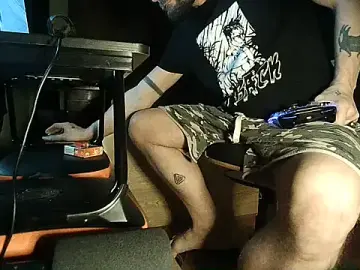 Stripchat Live Sex of NiceHunter89