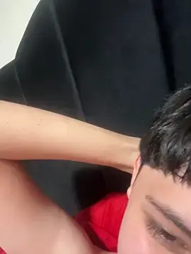 Stripchat Nude Webcam of yahir1x