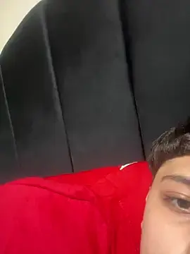 Stripchat Sex Cam of yahir1x