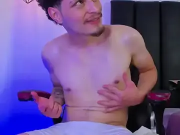 Stripchat Best live sex cam show of Alexlux1