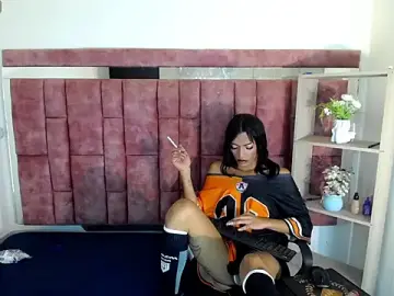 Stripchat Sex Cam of DeboraRaquel