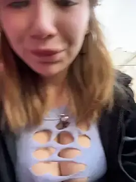 Stripchat Best Webcam of FlashTitsRoyal