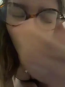 Stripchat Best Webcam of FlashTitsRoyal