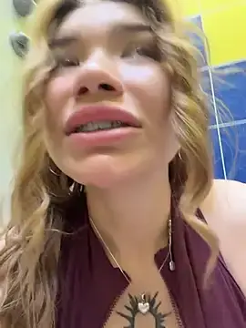 Stripchat Best live sex cam show of FlashTitsRoyal