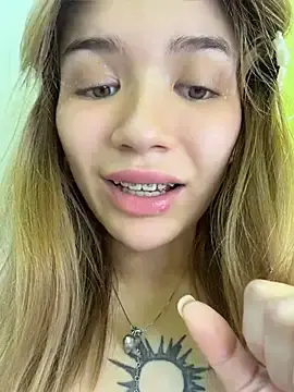 Stripchat Free Live Porn of FlashTitsRoyal