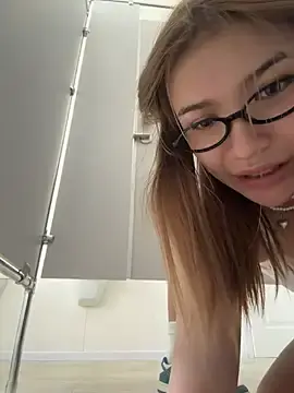 Stripchat Nude Webcam of FlashTitsRoyal