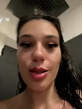 Stripchat Live Sex Cam of RedAssHottie