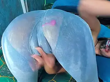 Stripchat Watch Live Sex Cams of RedAssHottie