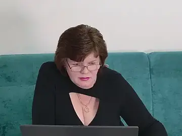 Stripchat Nude Webcam of Sandra_Sunrise