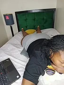 Stripchat Live Porn of Sweet_kataleya001