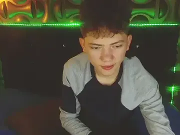 Stripchat Adult Video Chat of cruz_dante