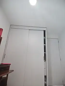 Stripchat Adult Webcam of Julia-Blair