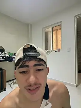 Stripchat Live Sex Cam of Myke_hotxxx