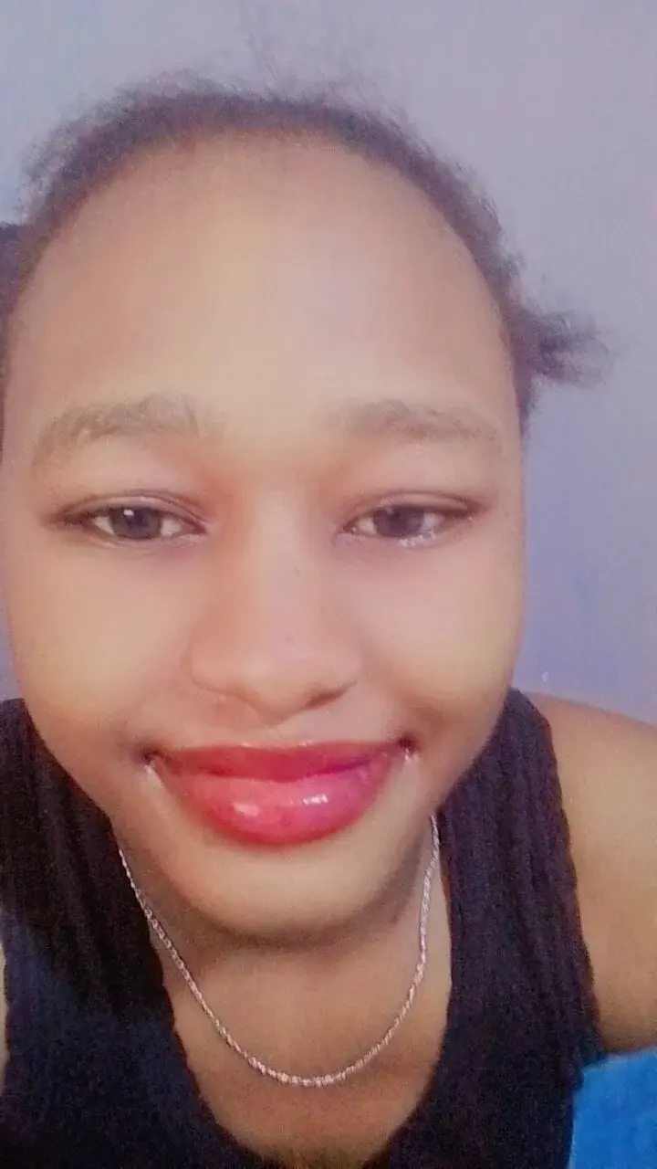 Petite_Ebony10