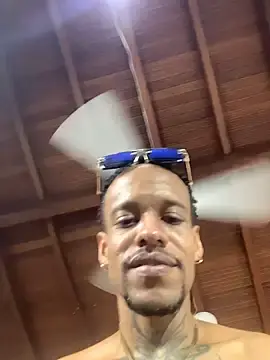 Stripchat Free Porn Cam of Salomon_koude
