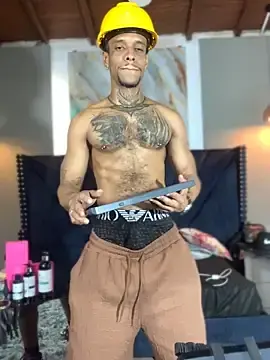 Stripchat Live Porn of Salomon_koude
