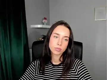 Stripchat Sex Chat of AdeleSolo