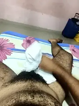 Stripchat Free Porn Cam of Fantasy_King_3939