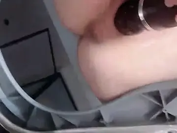 Stripchat Free Live Porn of Krismil3
