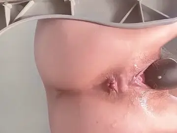 Stripchat Live Sex of Krismil3