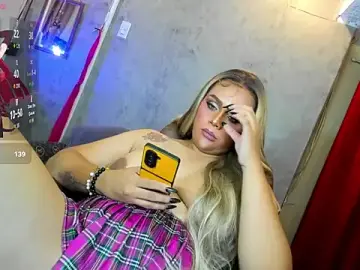 Stripchat Best Webcam of KhimMadness