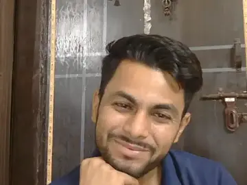 Stripchat Free Live Porn of Stubborndesiboy