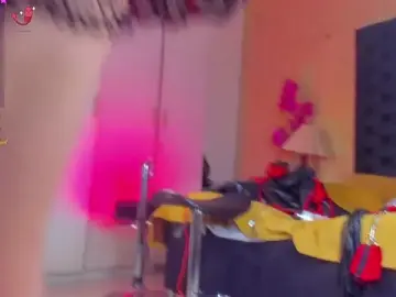 Stripchat Live Porn of VeronikaBloom_