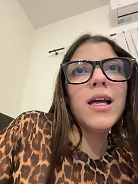 Stripchat Free Porn Cam of lilylovelesss