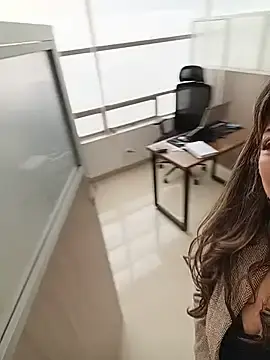 Stripchat Free Live Porn of emma_tour