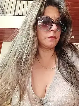 Stripchat Free Porn Cam of emma_tour