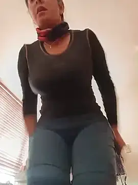 Stripchat Best live sex cam show of emma_tour