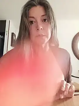 Stripchat Free Porn Cam of emma_tour