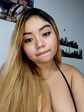 Stripchat Nude Webcam of Emily__Hott