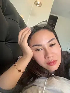 Stripchat Best live sex cam show of Yioyio-666