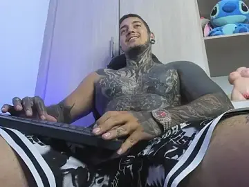 Stripchat Nude Webcam of JAXXXONHERD