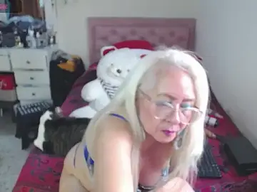 Stripchat Nude Webcam of lucy_belle_bm